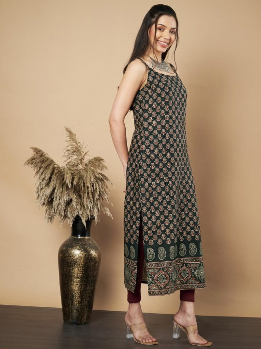 Zerah Shoulder Straps Boat Neck kurta